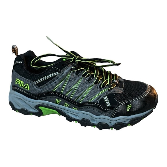 Fila At Peak 21 Boys Sneakers Black Gray with Neon Green Size 5 Low Top Sneakers - Picture 2 of 14